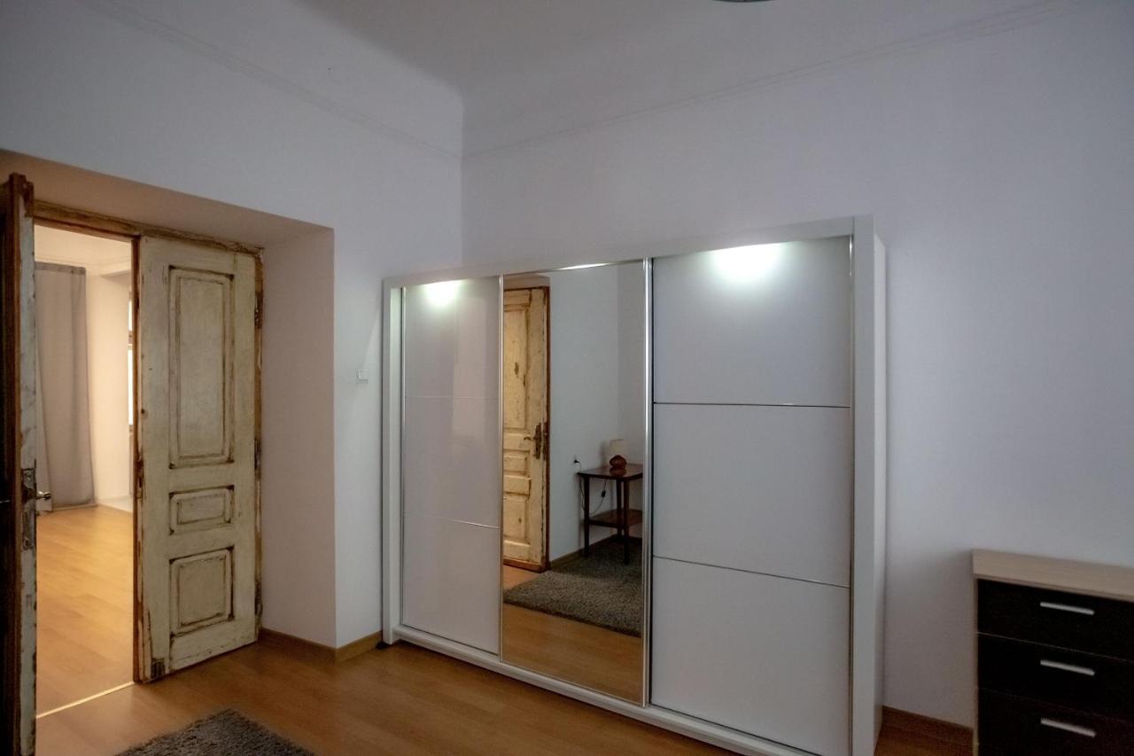 Apartment - Old Town - Cyrulicza Люблін Екстер'єр фото